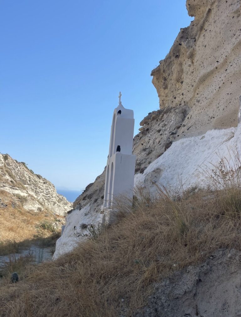 Mindful walk Santorini